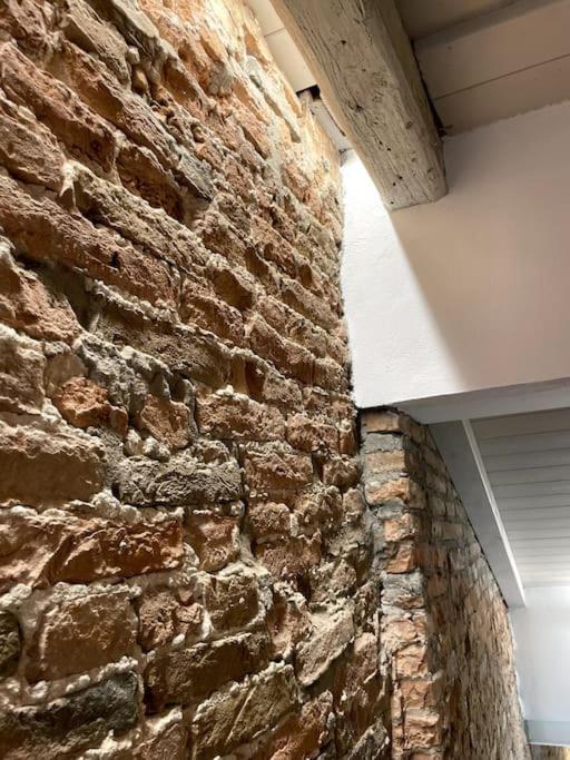 Antico Rudere Luxury Apartment Кіоджа Екстер'єр фото